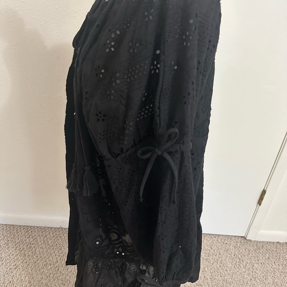 ANTHROPOLOGIE MAEVE Size one size Kimono Eyelet Black Tie Tassels Neck Arm - Picture 2 of 11